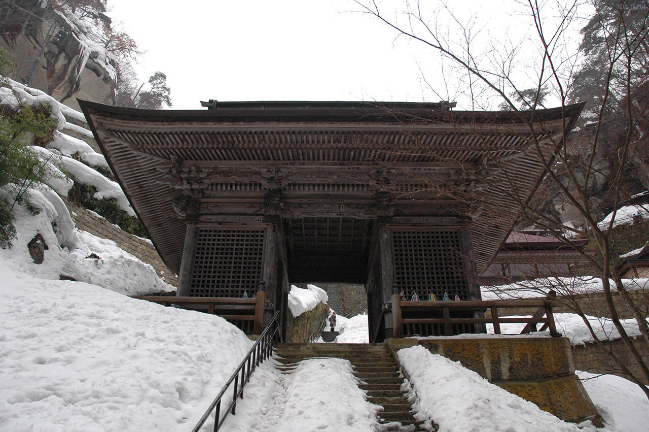 山寺　写真5　仁王門