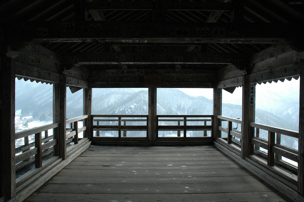 山寺　写真7　五大堂