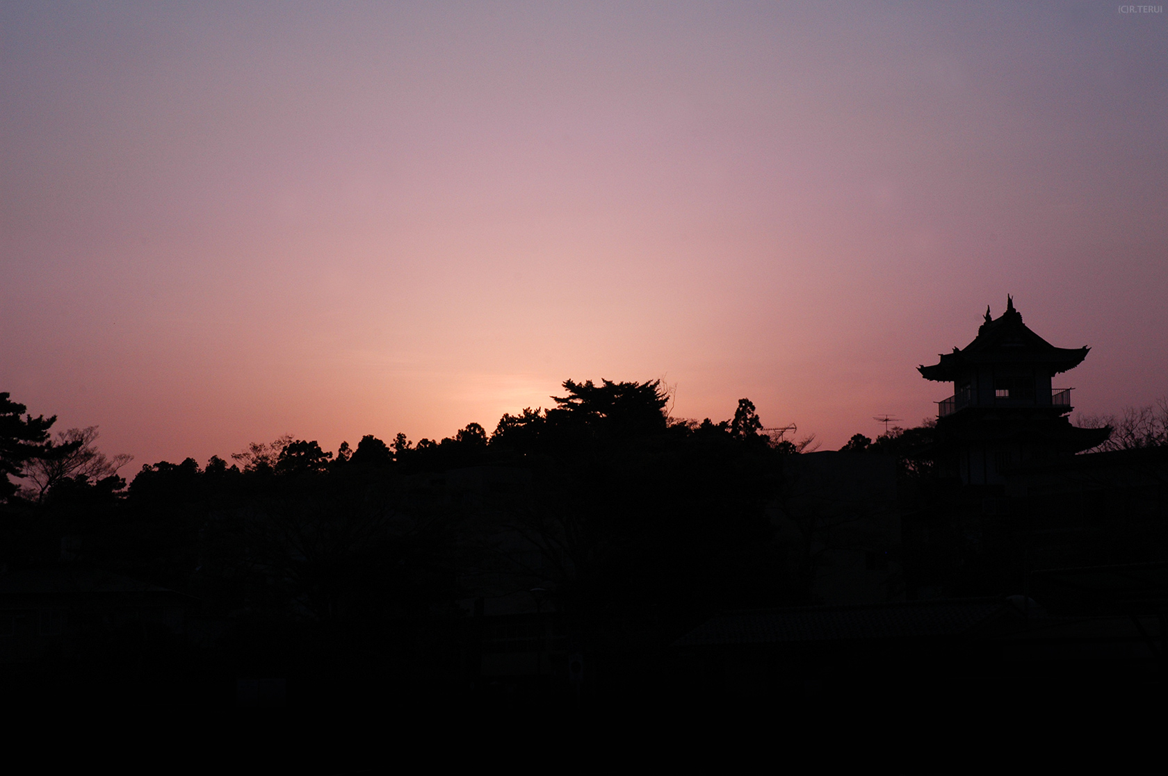 松島海岸　写真1　夕暮れ　松島城