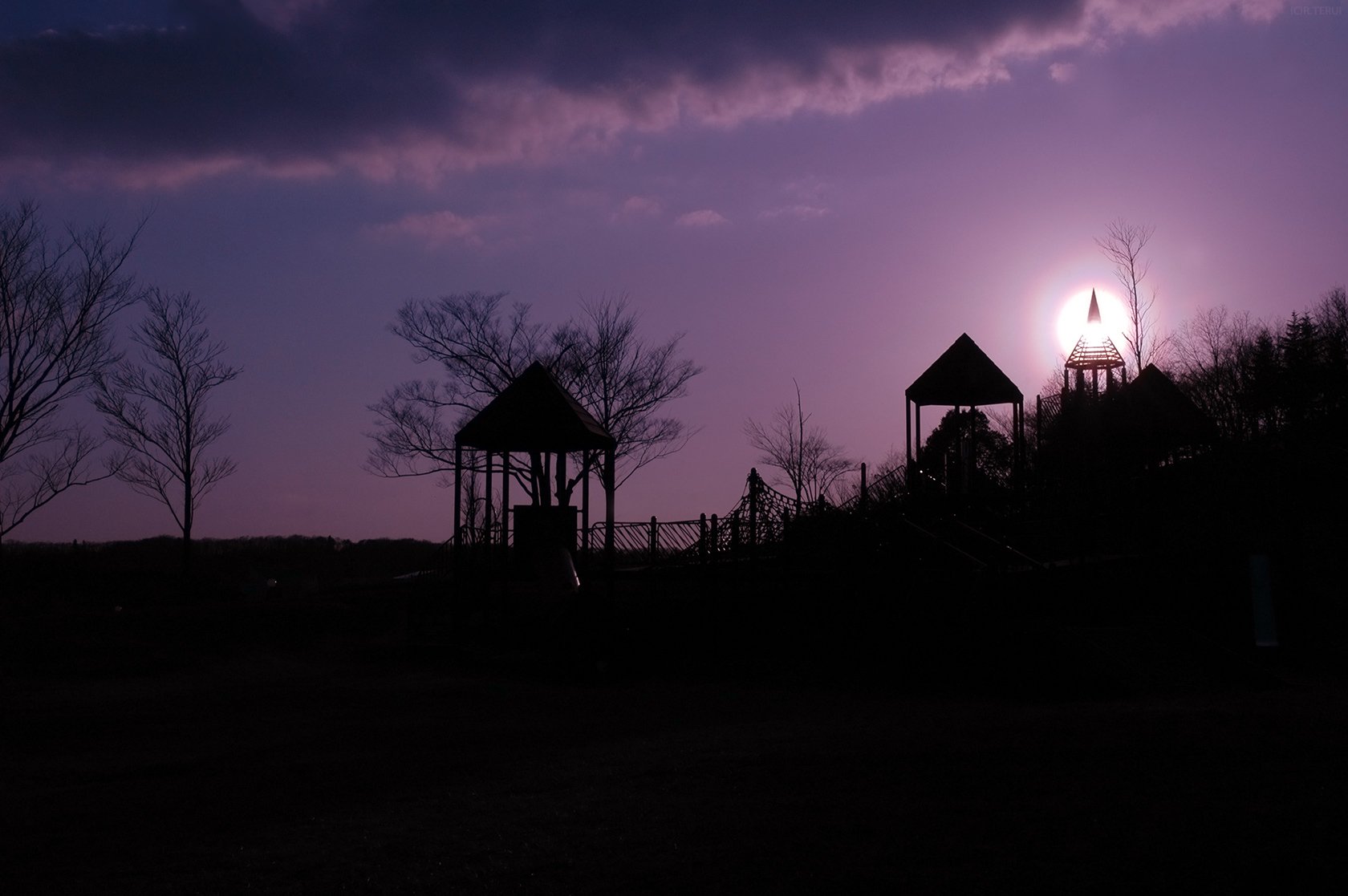紫山　写真1　夕暮れ　紫山公園