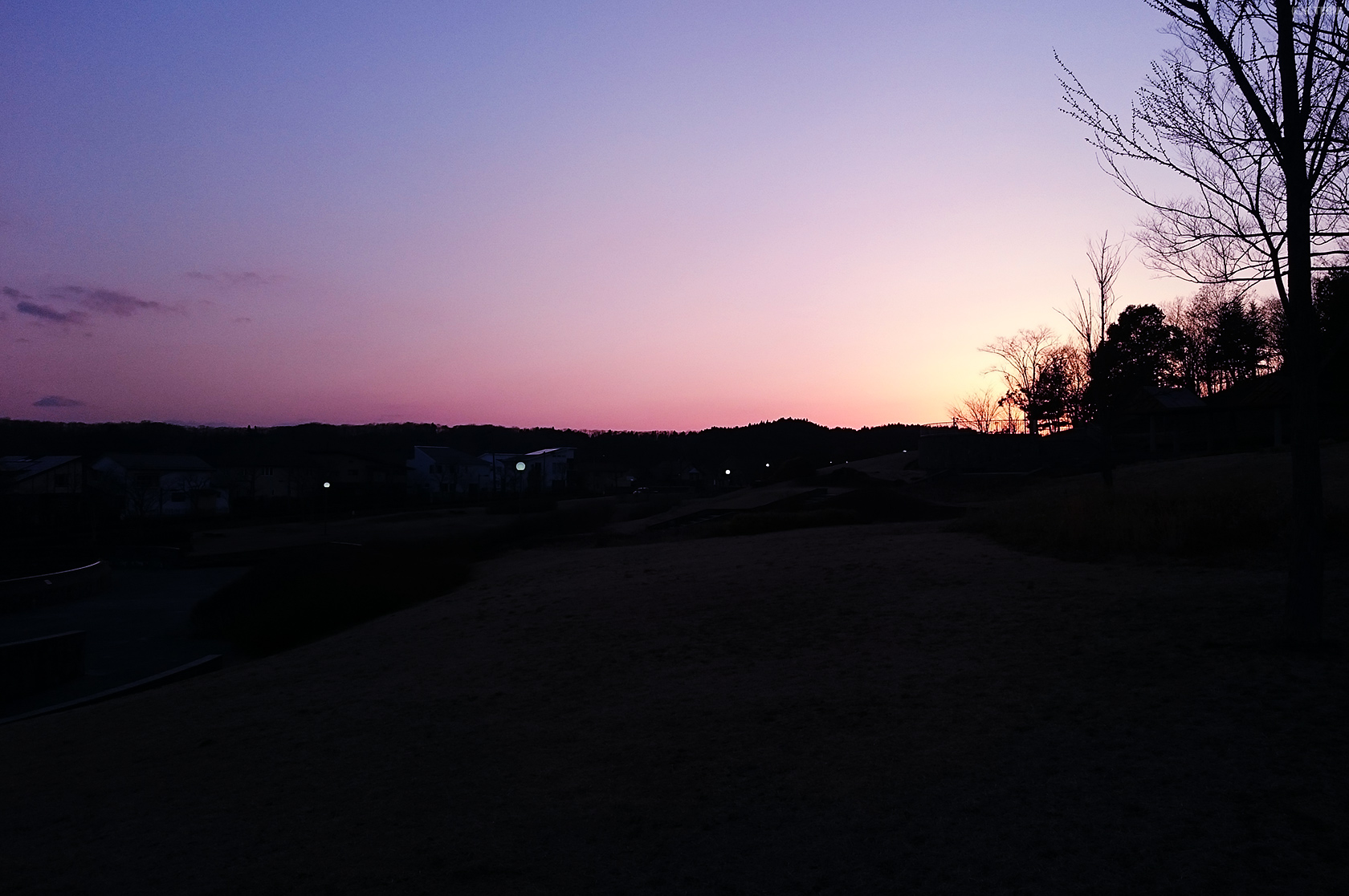 紫山　写真4　夕暮れ　紫山公園
