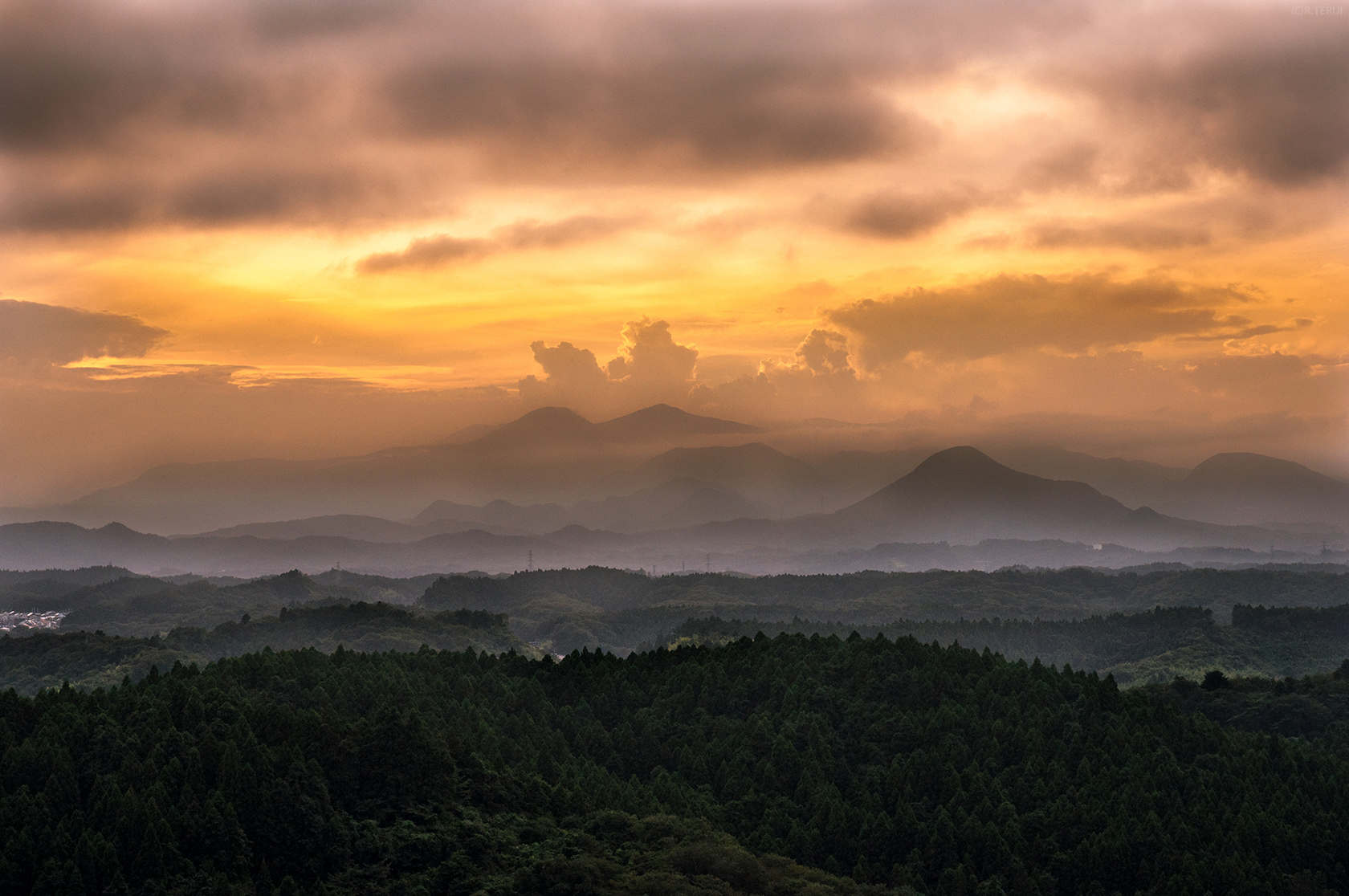 大亀山　写真1　夕暮れ時の展望台から