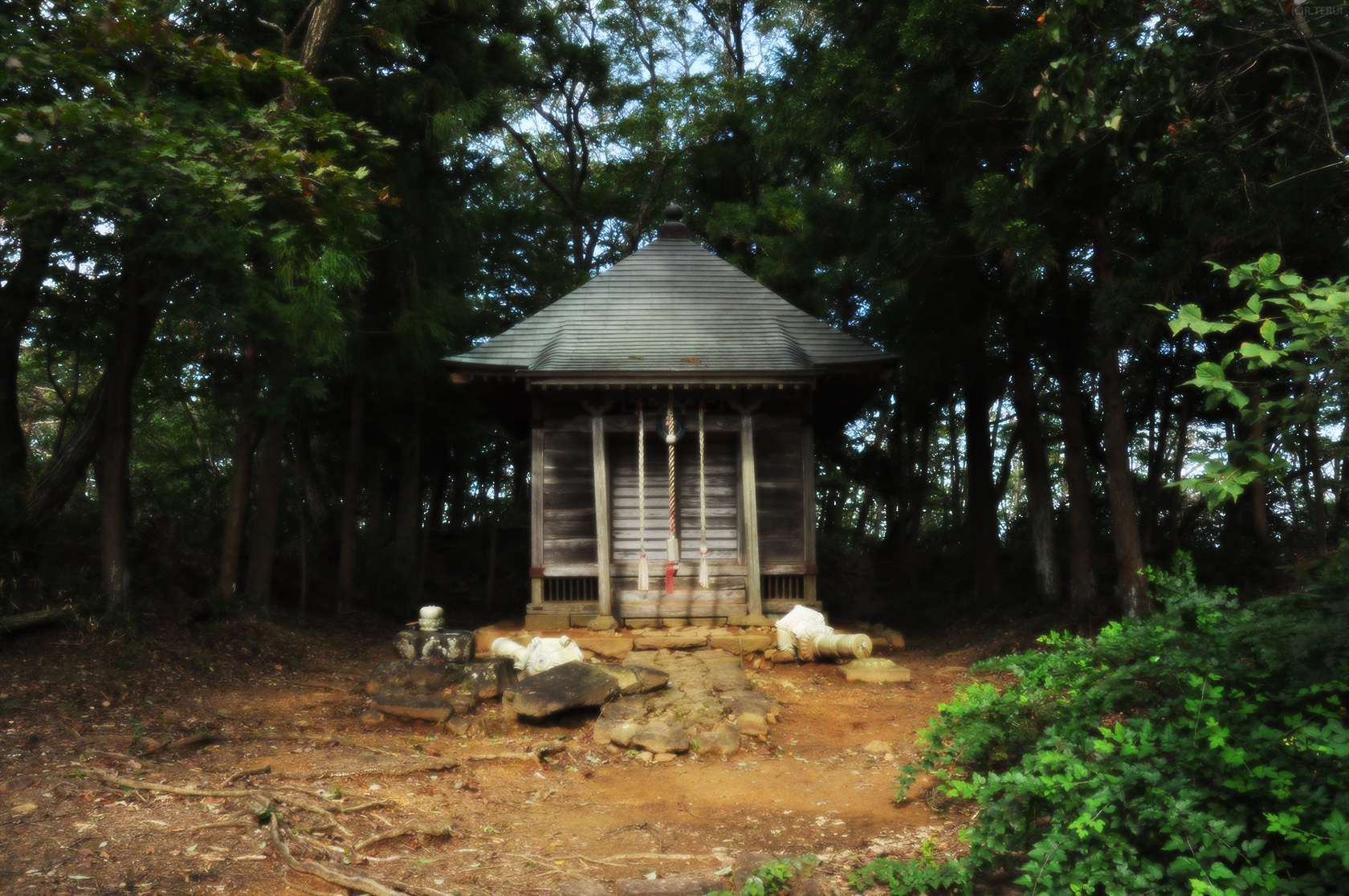 蕃山丘陵　写真9　開山堂