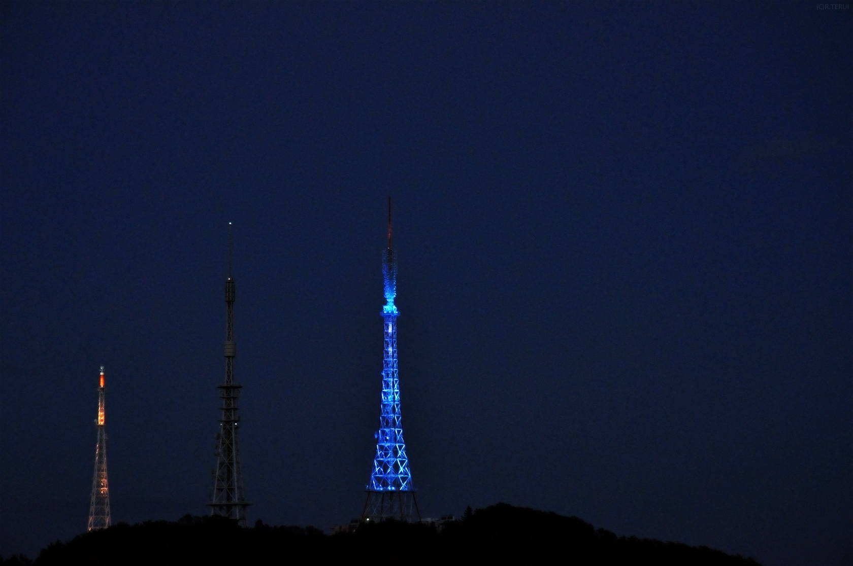 大年寺山　写真1　テレビ塔　夜