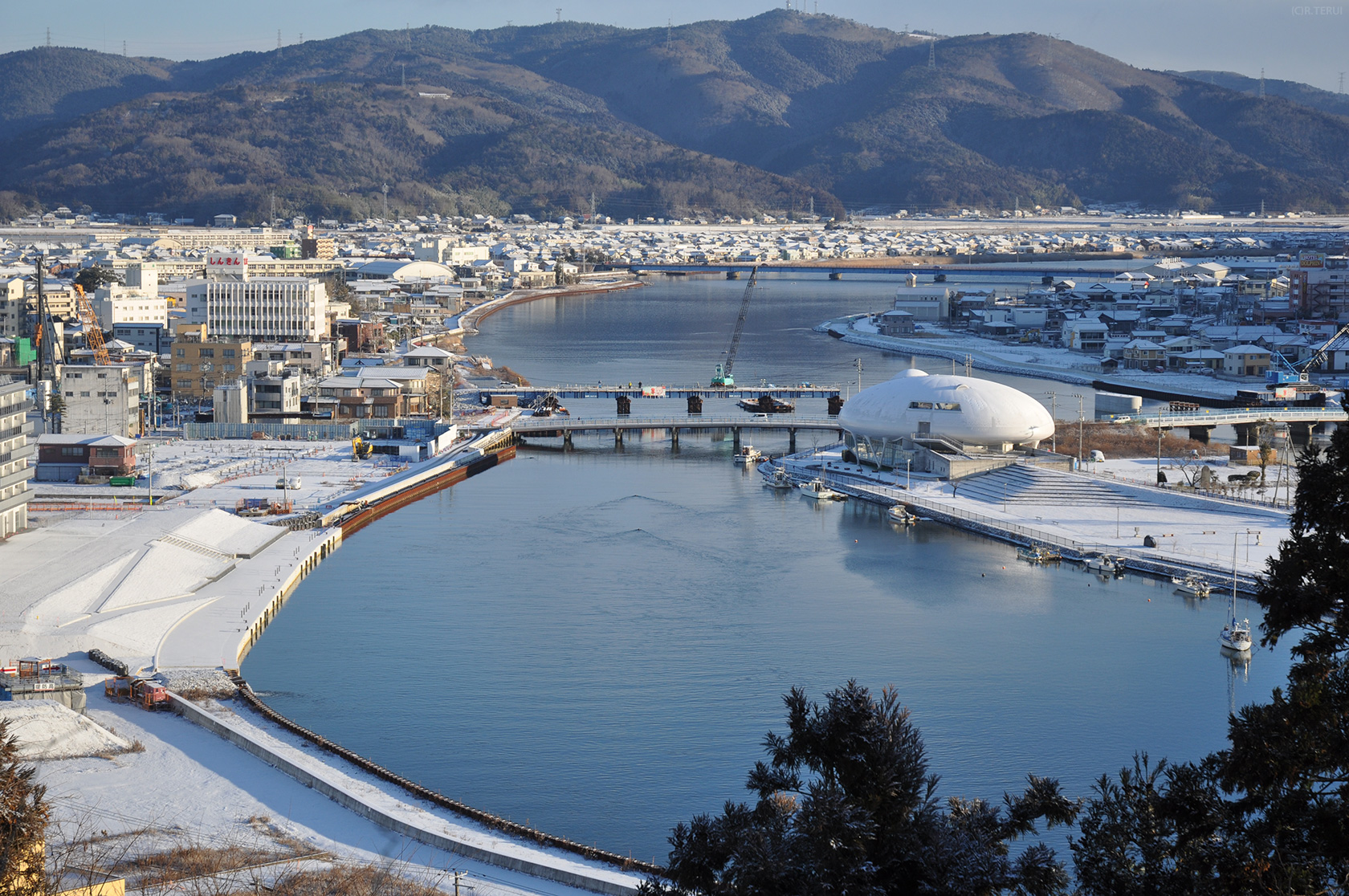 石巻　写真5　石巻市外　旧北上川　石ノ森萬画館