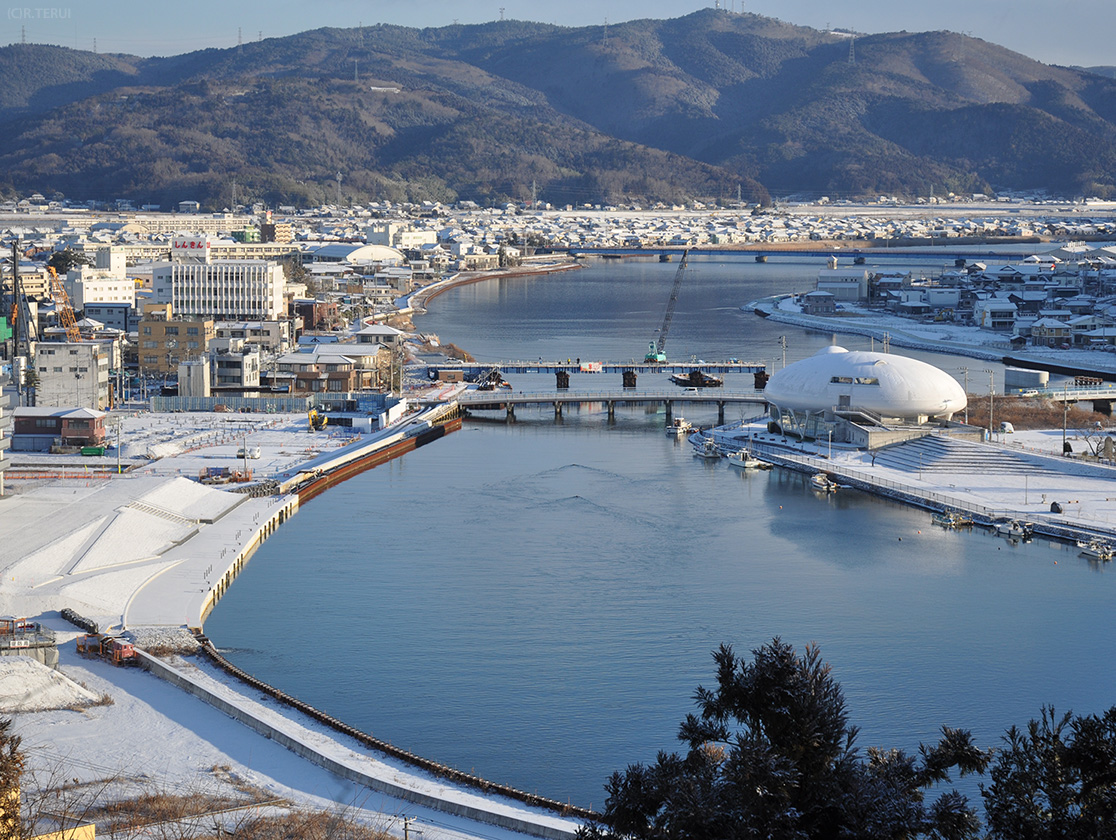 石巻市外と旧北上川